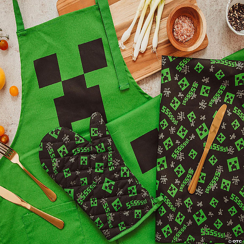 Minecraft Green Creeper Kitchen Set Apron, Oven Mitt, Dish Towels, Pot Holder