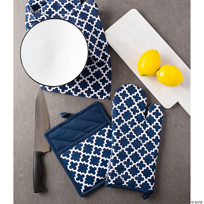 https://s7.orientaltrading.com/is/image/OrientalTrading/FXBanner_808/nautical-blue-lattice-oven-mitt-and-potholder-set~14349725-a04.jpg