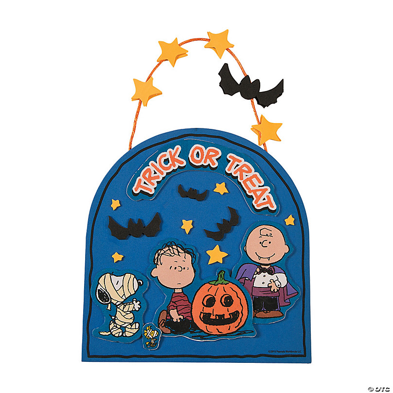 12 Peanuts Snoopy Halloween Teacher Supply reward party favor  Trick Or Treat 
