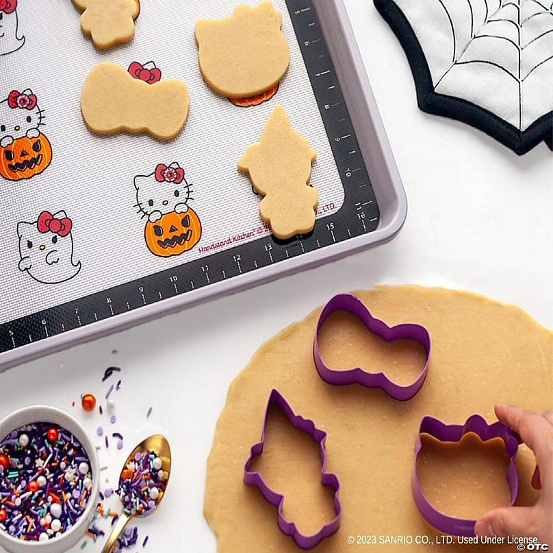 Sanrio Hello Kitty Halloween 45-Piece Cookie Baking Set