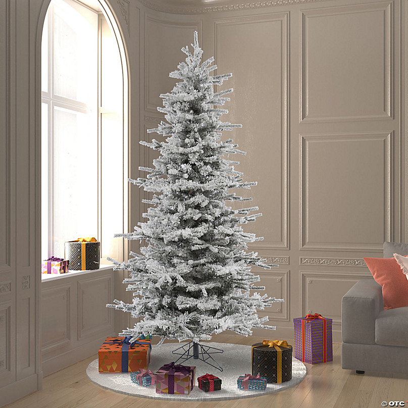 Vickerman 415009 - Traditional Christmas Tree