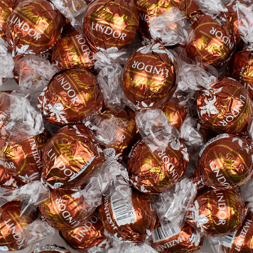 36 Pcs Lindor Hazelnut Milk Chocolate Truffles by Lindt (1 lb