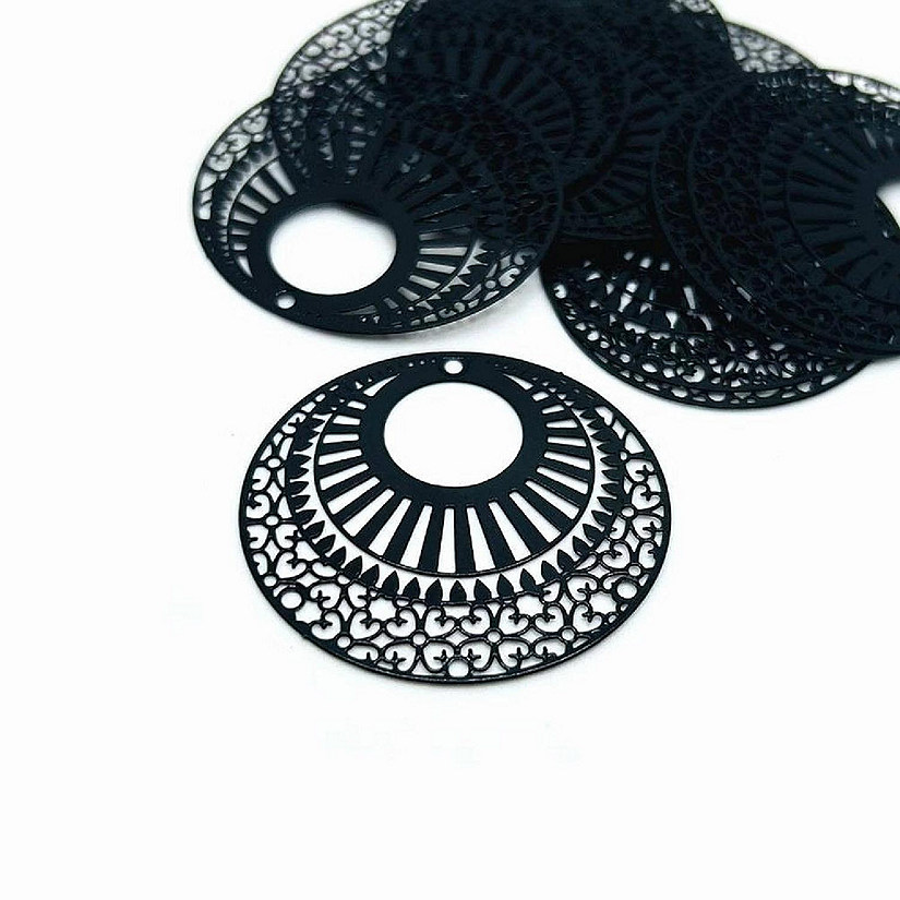 4 Pcs Black Pressed Round Pendants Image