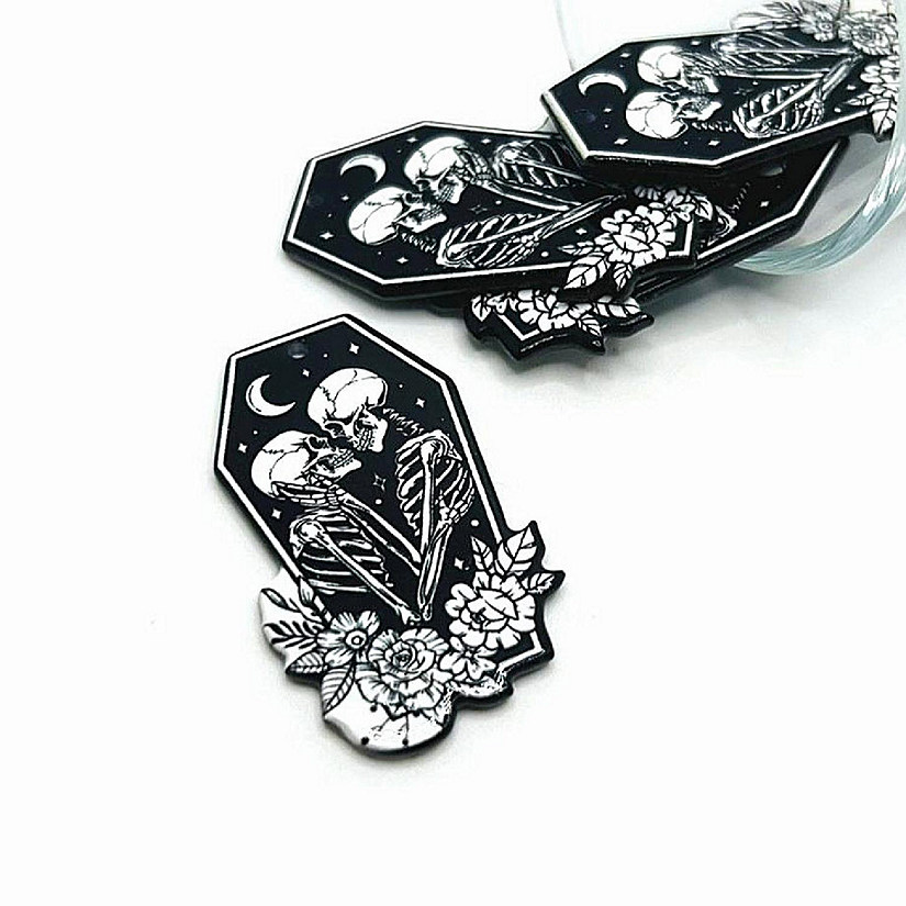 4 Pcs Halloween Lovers in Coffin Charms Image