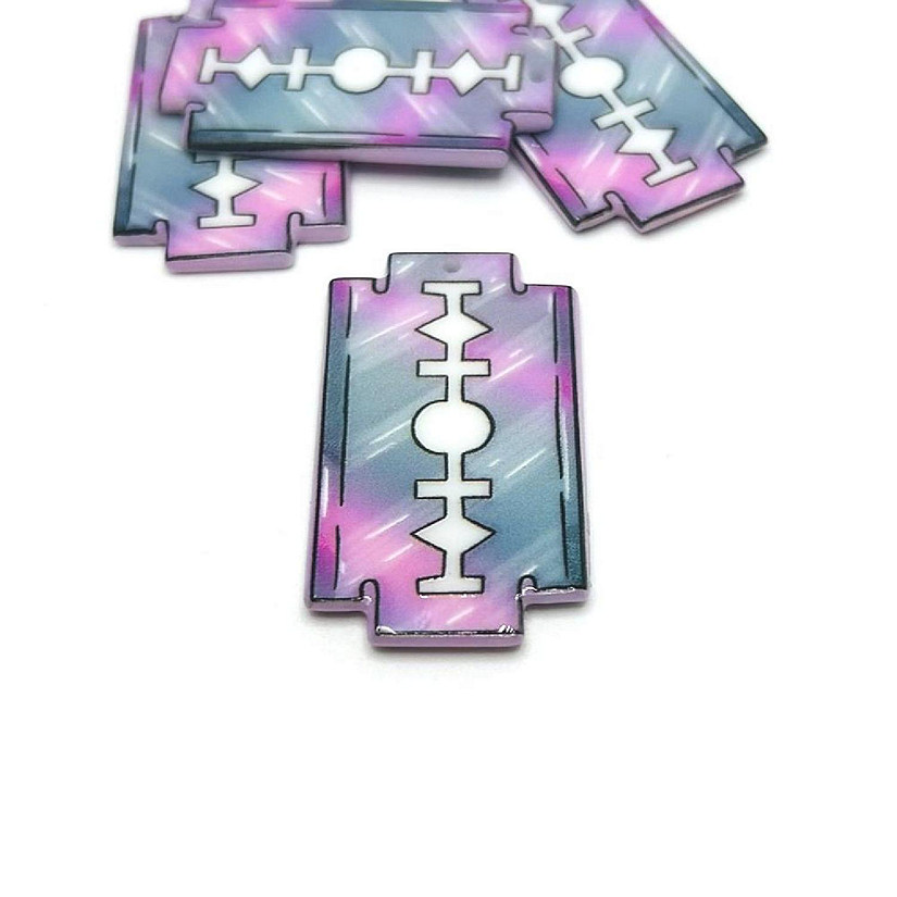 4 Pcs Pink Punk Razor Pendants Image