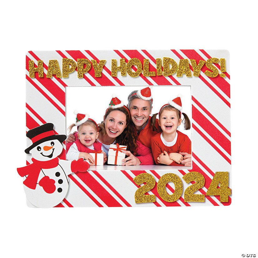 7 1/4" x 5 3/4" Happy Holidays Picture Frame Magnet Craft Kit - Makes 12 Image