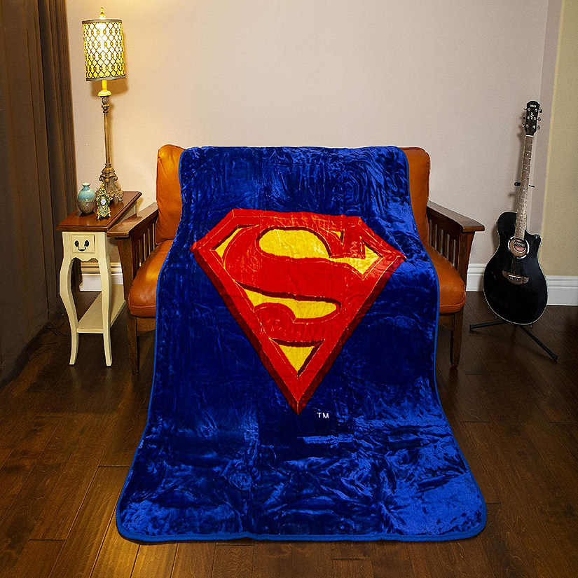 Blanket DC Faux Fur, Superman Shield QUEEN