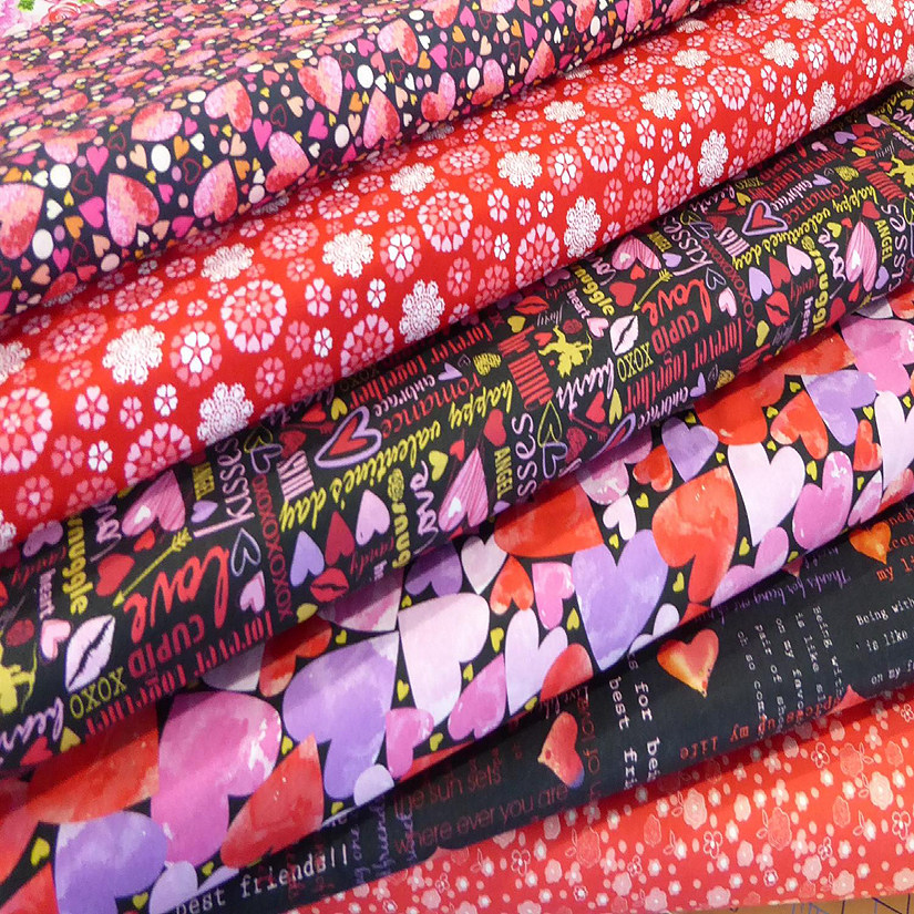 Bunches of Love  Valentine Bundle of 6 Fat Quarters  Cotton  Sold as a Group Image