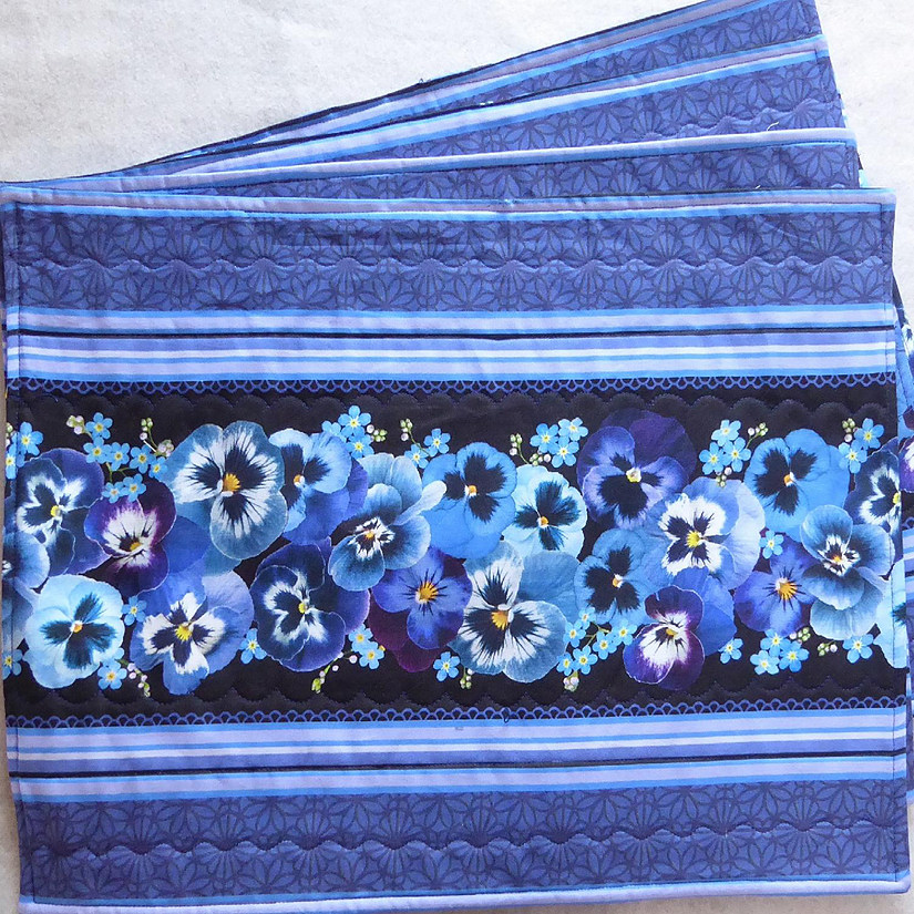 Floral Pansy BlueBorder Placemats Set of 4 Created Handmade and Quilted