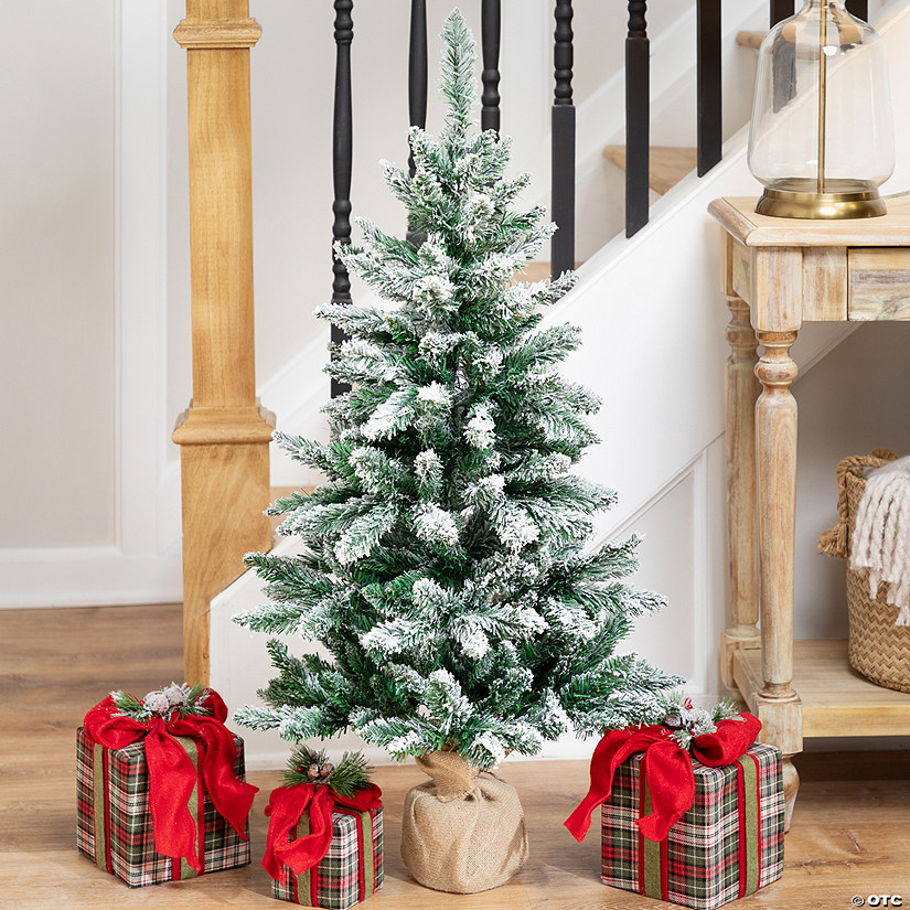 Frosted Pine Artificial Christmas Tree in Burlap Base - 3.5' - Unlit Image