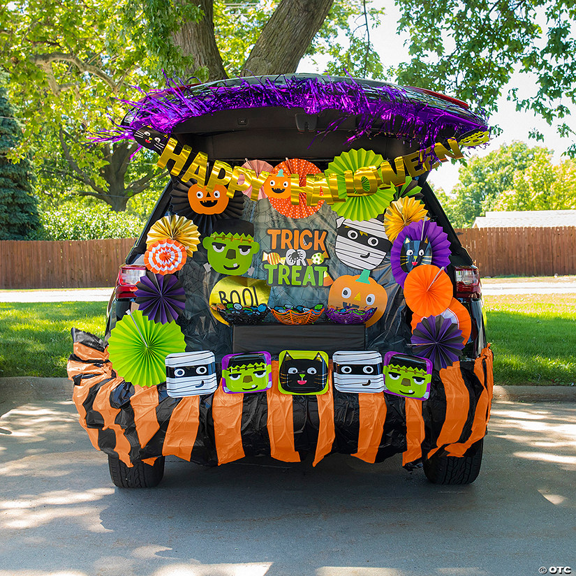 Ghoul Gang Trunk-or-Treat Decorating Kit - 34 Pc. Image