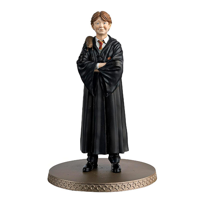 Harry Potter Wizarding World 1:16 Scale Figure  010 Ron Weasley (w/ Scabbers) Image