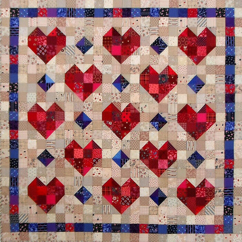 Heart Throb Quilt Pattern, 3 sizes Valentine- Quilt Woman Image