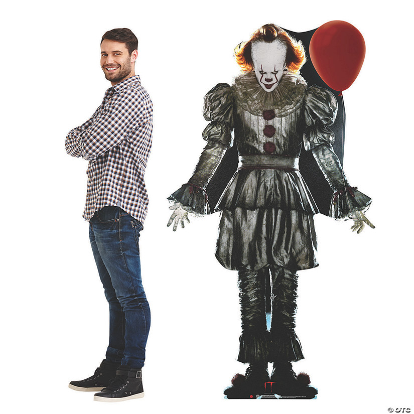 IT Chapter 2 Pennywise with Balloon Cardboard Stand-Up Image
