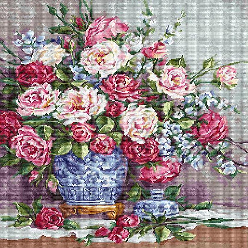 Luca-S - Her Majesty Roses B605L Counted Cross-Stitch Kit Image