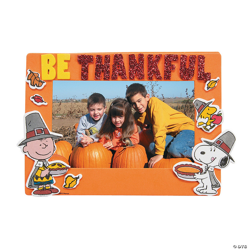 Peanuts<sup>&#174;</sup> Thanksgiving Picture Frame Magnet Craft Kit - Makes 12 Image