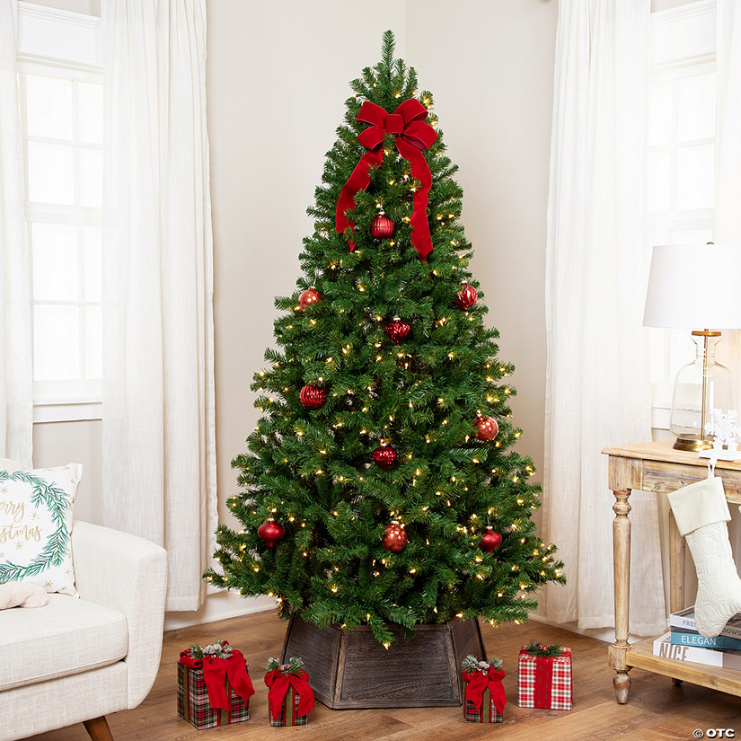 Pre-Lit Full Pendleton Spruce Artificial Christmas Tree - 7' - Clear Lights Image