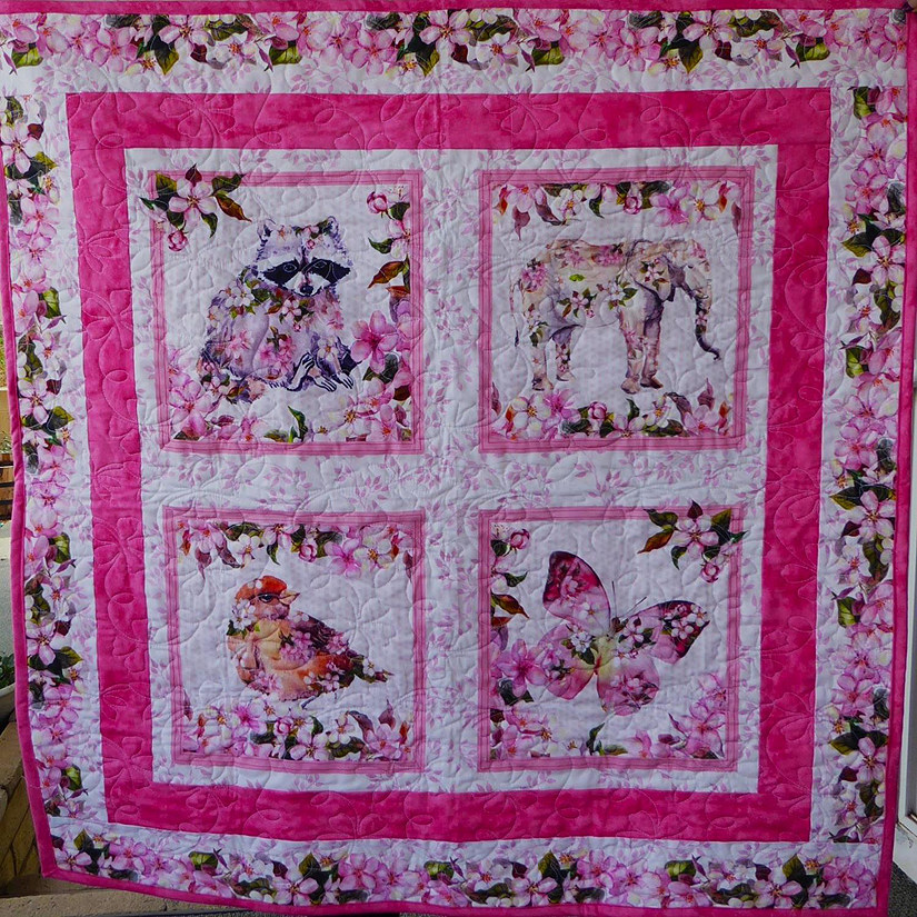 Quilted Floral Animals Wall Hanging Table Topper 34x34 Handmade Quilted Image