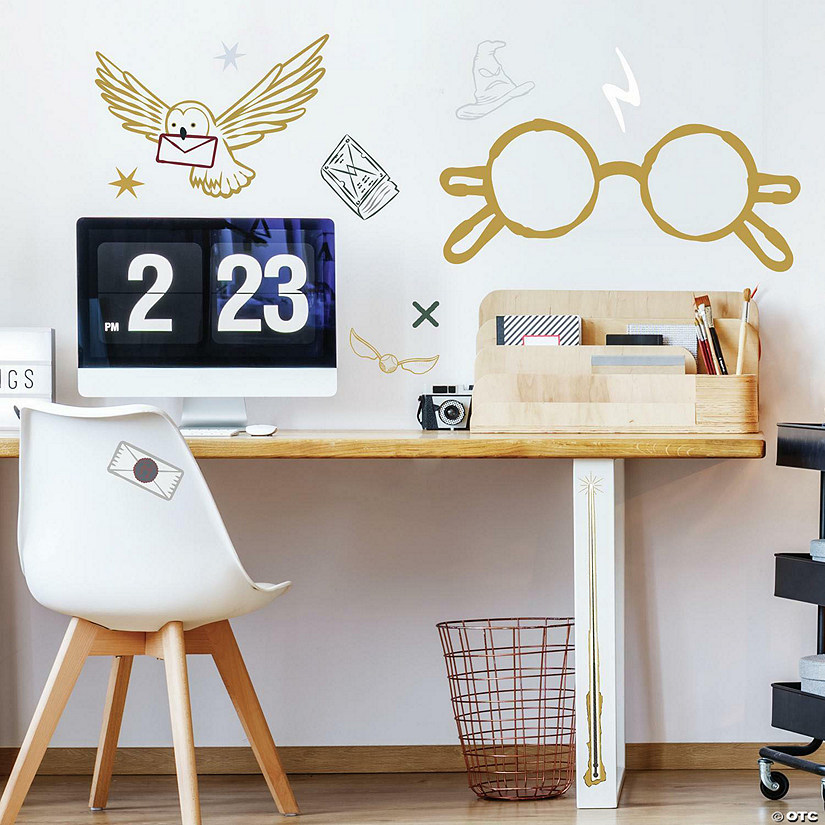 Roommates Harry Potter Glasses Giant Wall Decal Image