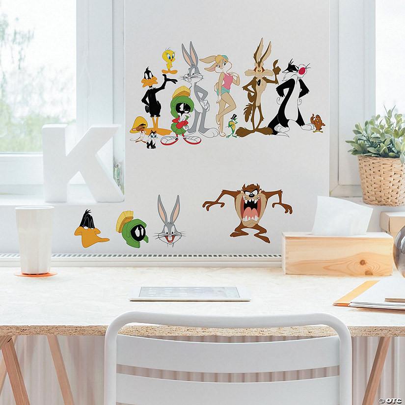 RoomMates Looney Toons Wall Decals Peel & Stick Image