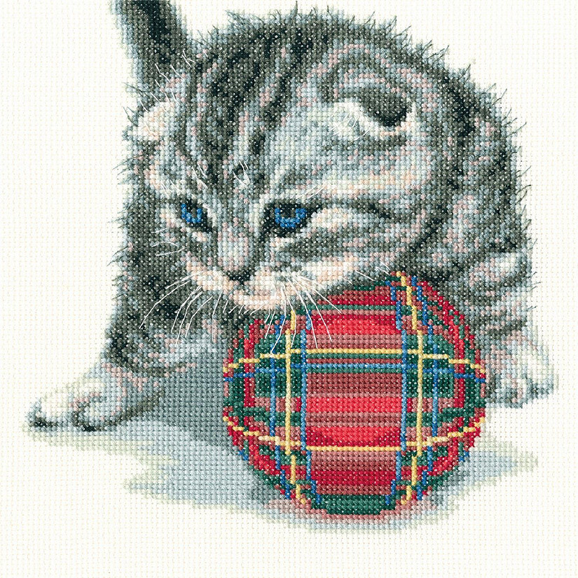 RTO Playful kitten M708 Counted Cross Stitch Kit Image