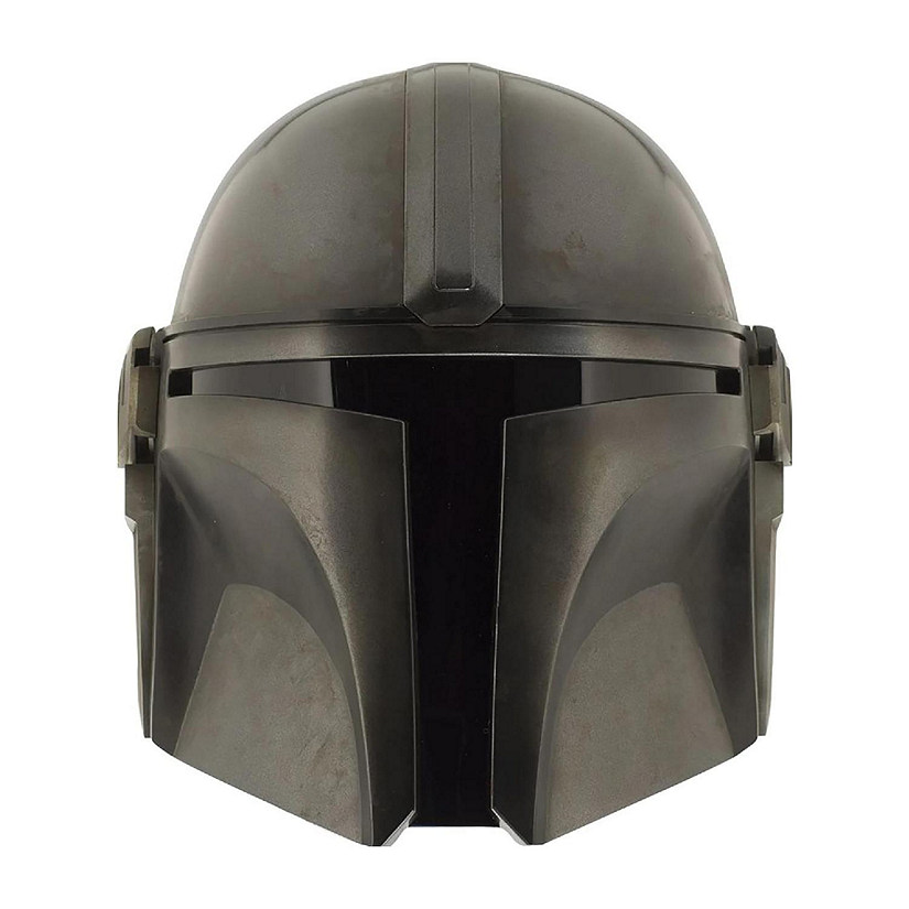 Star Wars The Mandalorian Helmet 1:1 Scale Prop Replica Image