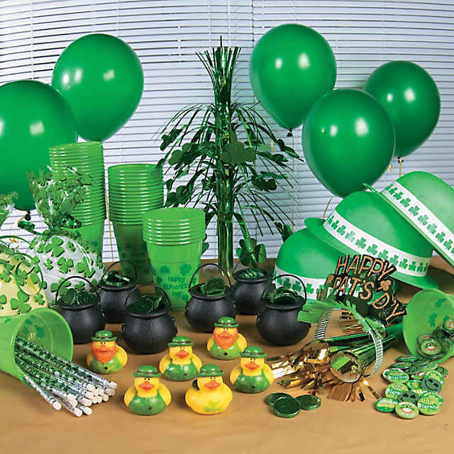 Oriental Trading Company Disposable Plastic St. Patrick's Day Cups for 50  Guests