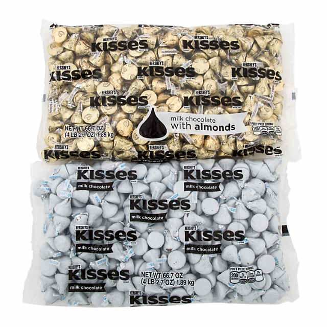 HERSHEY'S KISSES Milk Chocolates with Almonds in Gold Foils - 66.7oz Candy  Bag