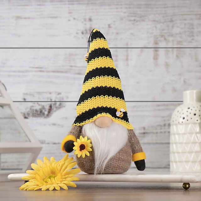 https://s7.orientaltrading.com/is/image/OrientalTrading/PDP_VIEWER_IMAGE_MOBILE$&$NOWA/northlight-10-75-bumblebee-and-sunflower-springtime-gnome~14357733-a01
