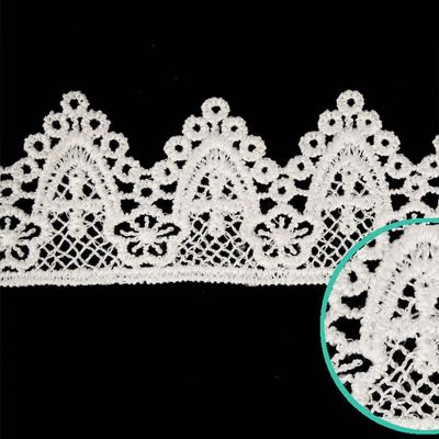 1 1/2"x30 Yards White Venice Lace Trim Image 1
