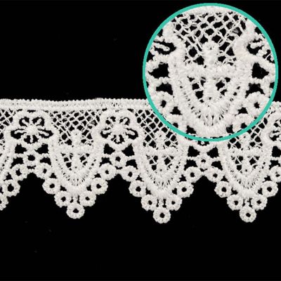1 1/2"x30 Yards White Venice Lace Trim Image 2