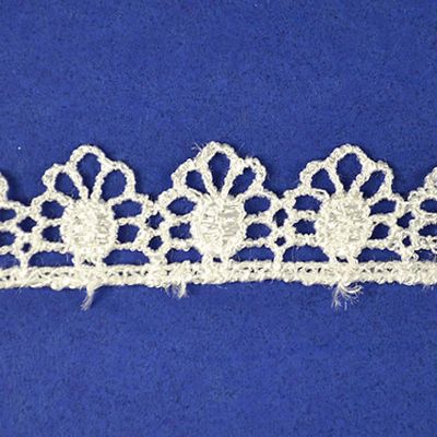 1/4"x 30 Yards White  Venice Lace Trims Image 1