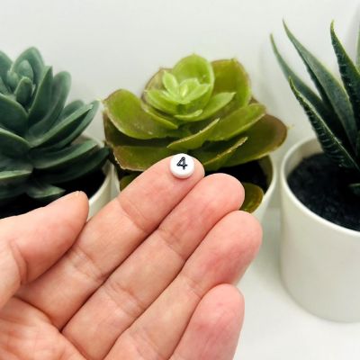 100 Pcs White and Black Number Beads Image 2