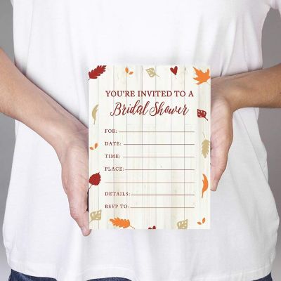 20 Fallin' in Love Bridal Invitations Image 2