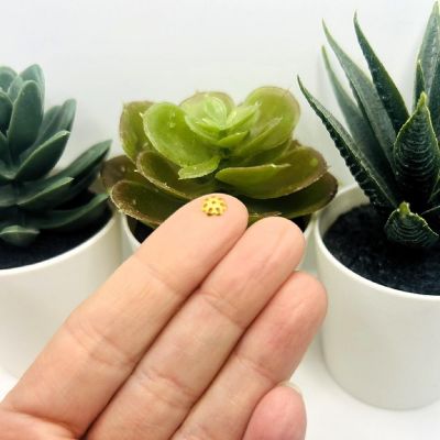 20 Pcs 6mm Iron Gold Bead Caps Image 1
