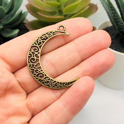20 Pcs Bronze Crescent Moon Charms Image 1