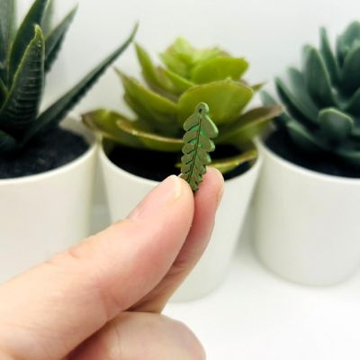20 Pcs Green Fern Leaf Charms Image 3