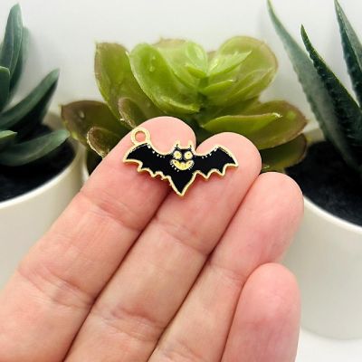 20 Pcs Halloween Bat Charms Image 1