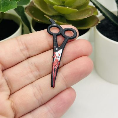 20 Pcs Halloween Scissor Pendants Image 1