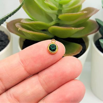 20 Pcs May Dark Green Charms Image 1