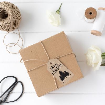 20 Pcs Modern Black Forest Christmas Tag Image 1