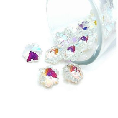 20 Pcs Pearl Glass Snowflake Charms Image 1
