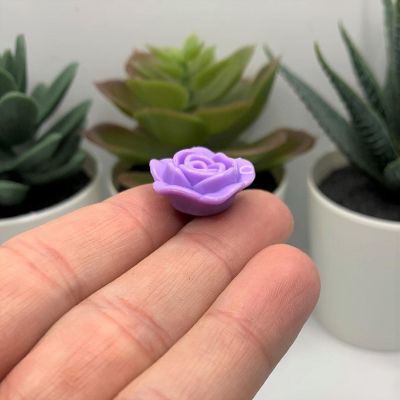 20 Pcs Purple Chunky Rose Flower Beads Image 1