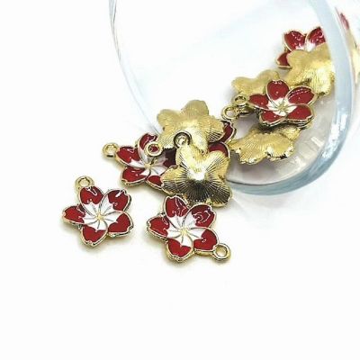 20 Pcs Red and White Flower Charms Image 1