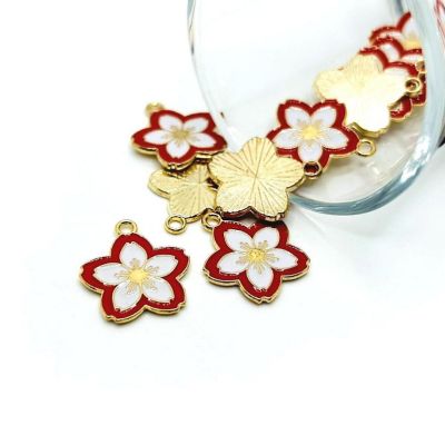 20 Pcs Red and White Flower Charms Image 1