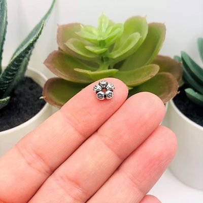 20 Pcs Round Flower Spacer Charm Beads Image 1