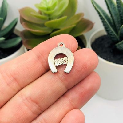 20 Pcs Silver Good Luck Horseshoe Charms Image 2