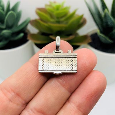 20 Pcs Silver Photographer Camera Charms Image 2