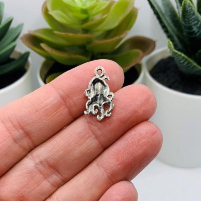 20 Pcs Small Silver Octopus Charms Image 3