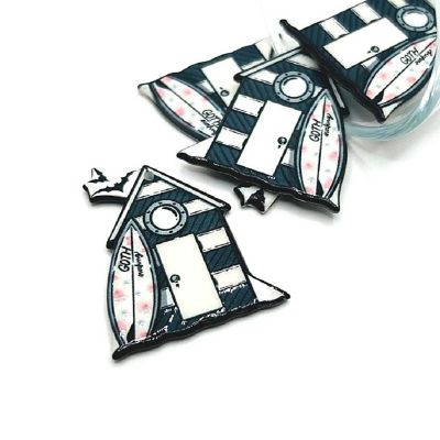 20 Pcs Spooky Cabana Charms Image 1